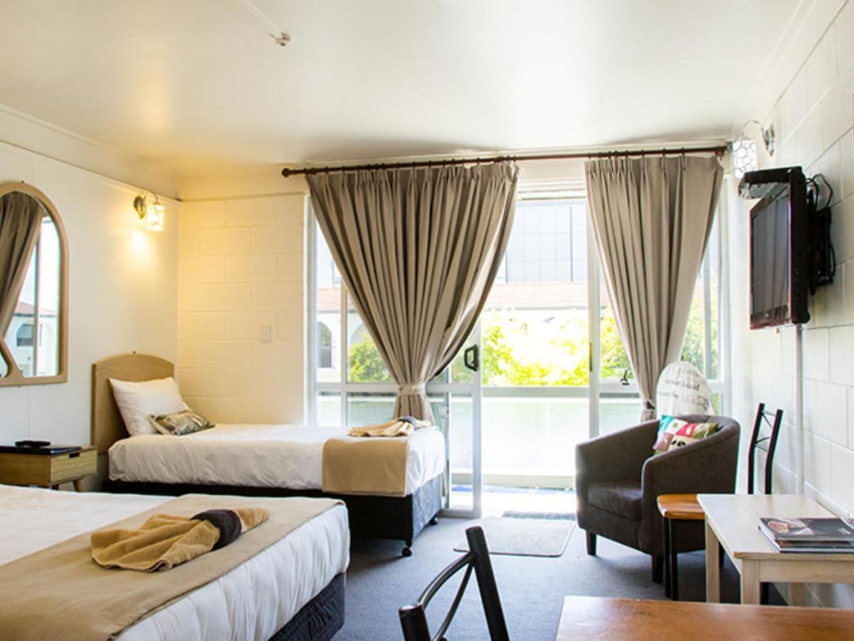 Alpha Motor Inn パーマストンノース エクステリア 写真