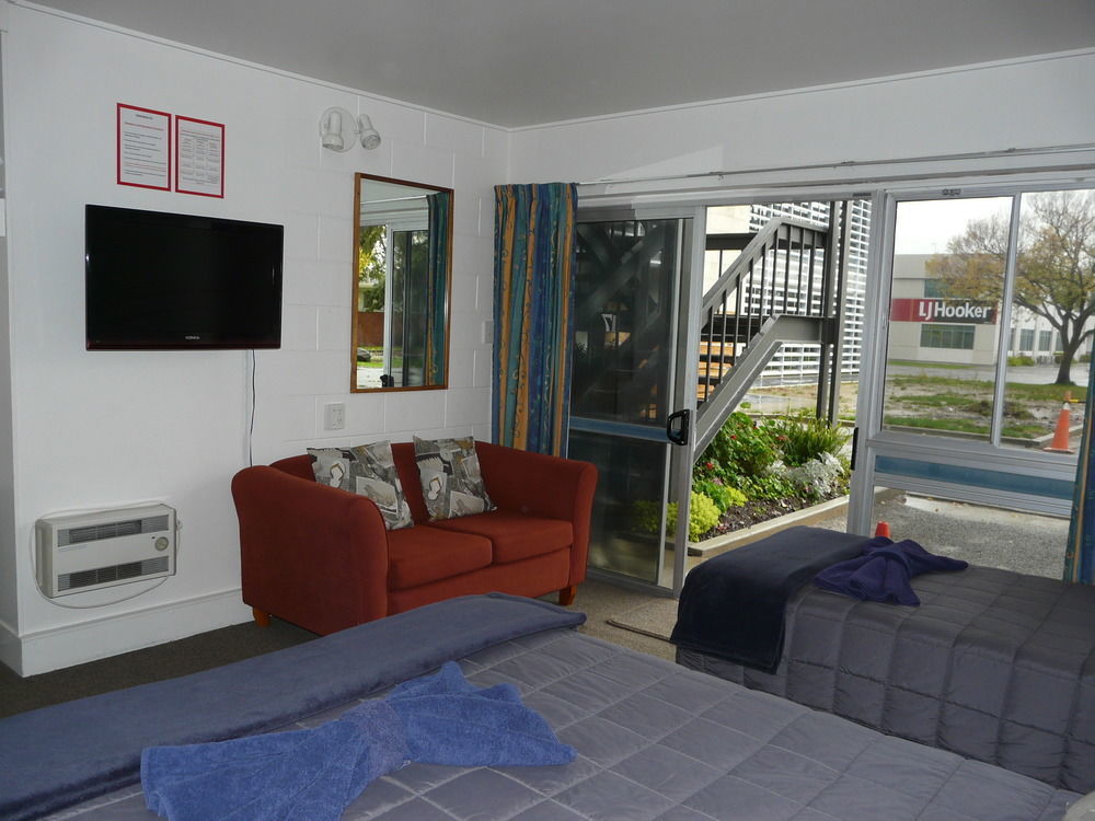 Alpha Motor Inn パーマストンノース エクステリア 写真